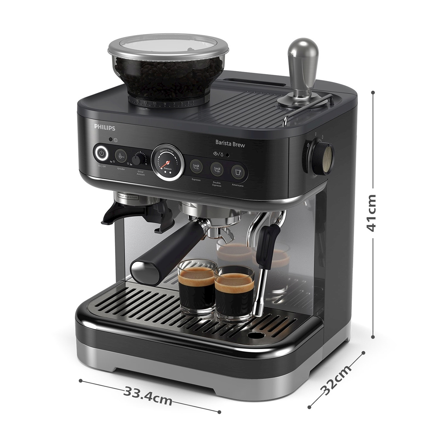 Macchina per espresso nera e argento con contenitore per chicchi di caffè, due bicchieri e bilancia su sfondo bianco.