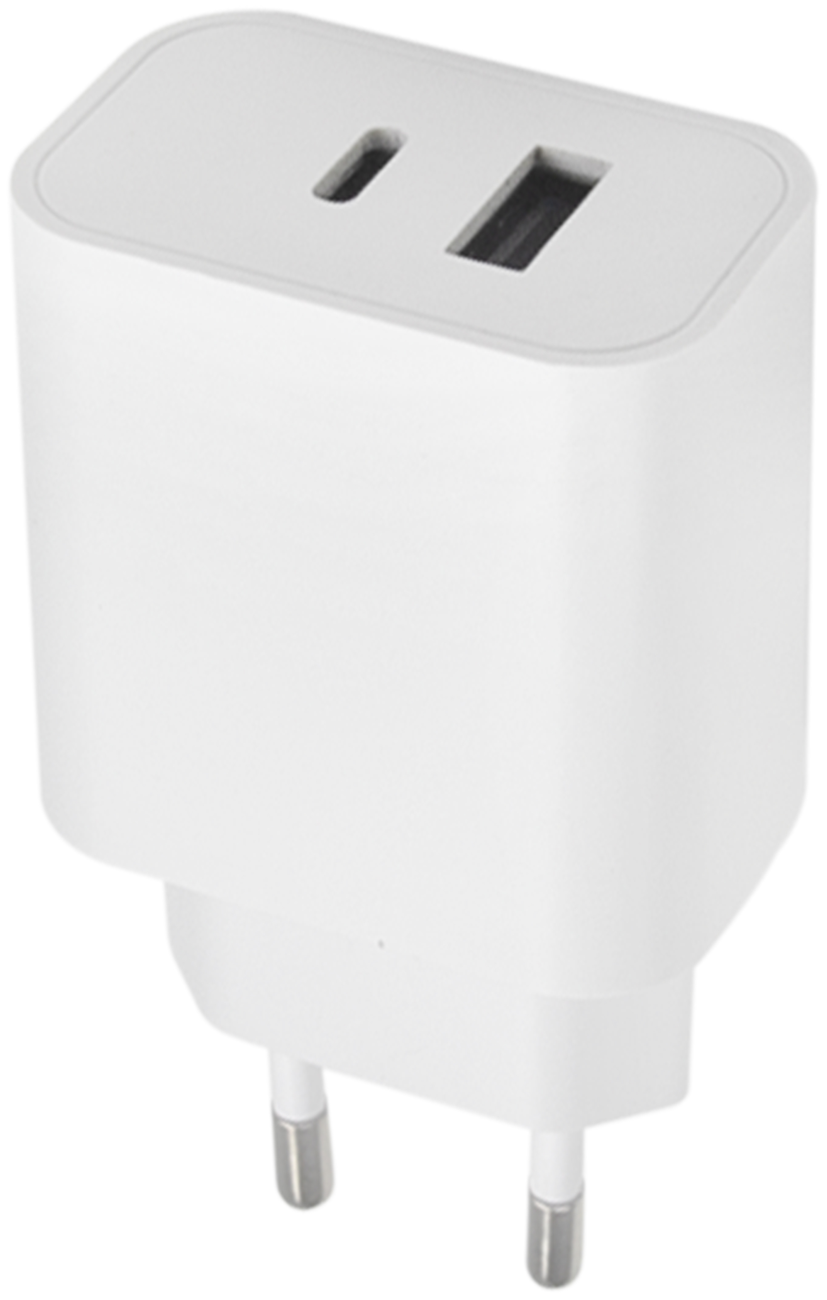 Fehér USB-C töltőadapter USB porttal az eszközök töltéséhez.