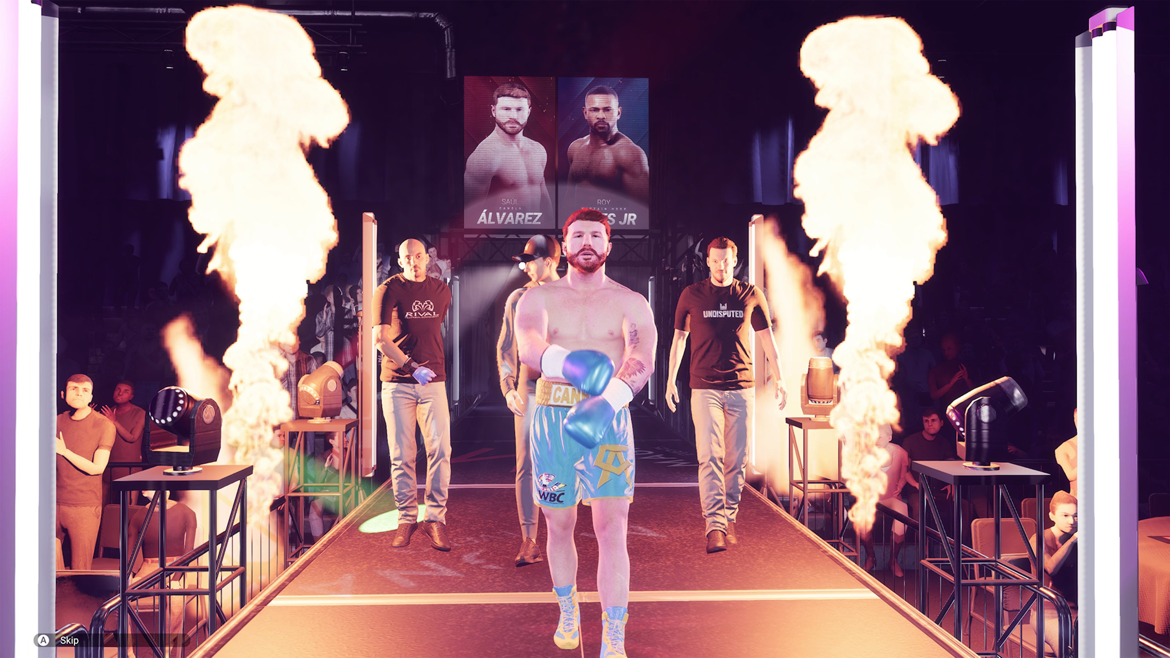 Boxeur marche vers la caméra, avec flammes et foule en arrière-plan.