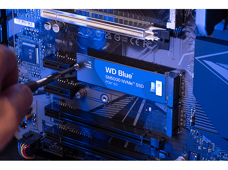SANDISK Blue® SN5000 NVMe™ Festplatte intern, 1 TB SSD, PCIe® Gen4