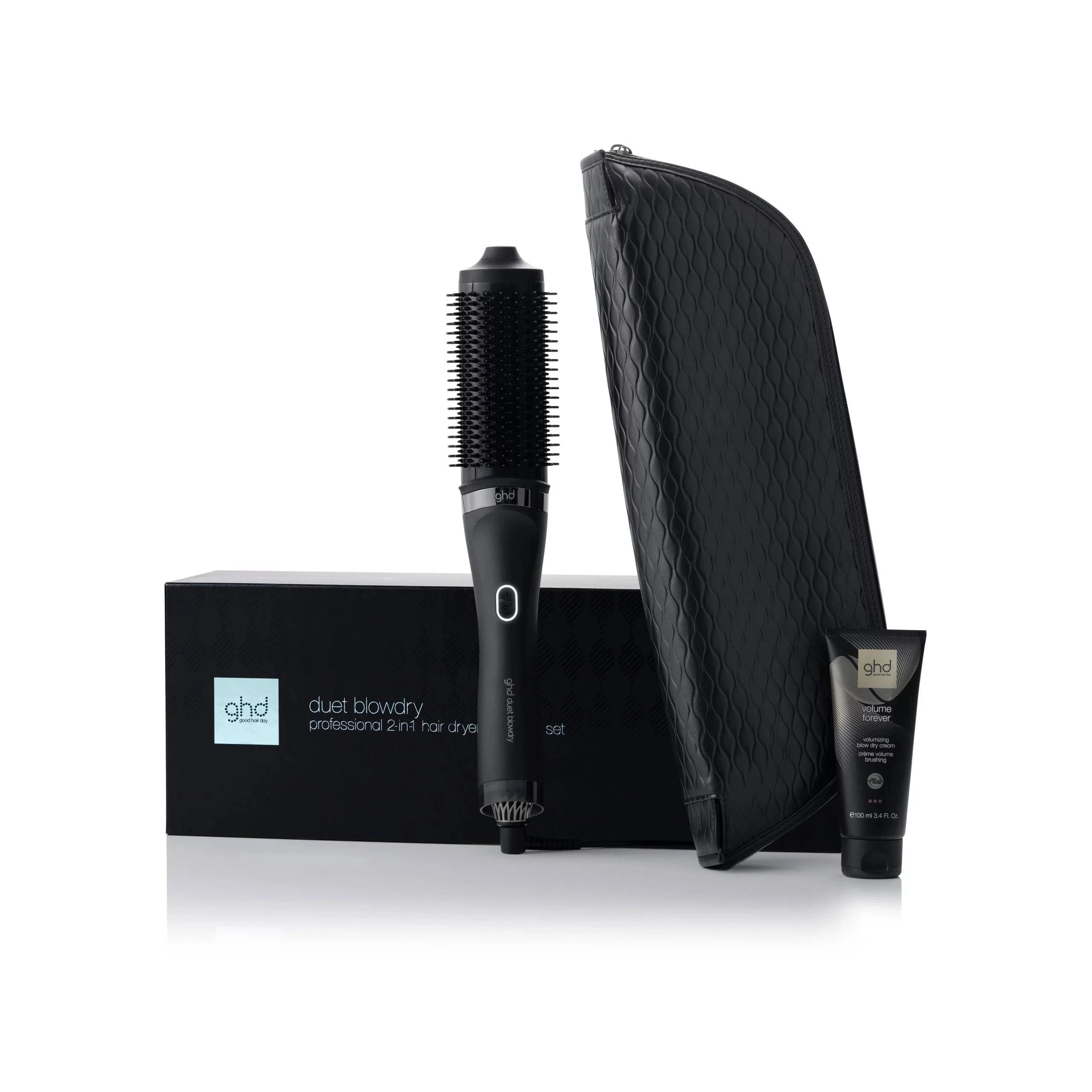 Set de secador negro con cepillo, bolsa y tubo de crema, sobre fondo blanco.