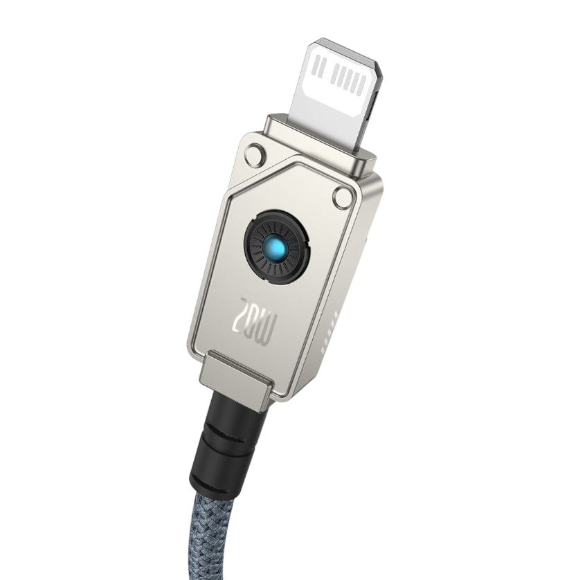 Mavi vurgulu gümüş bir Lightning kablosu. 20W'lık bir şarj cihazıdır.