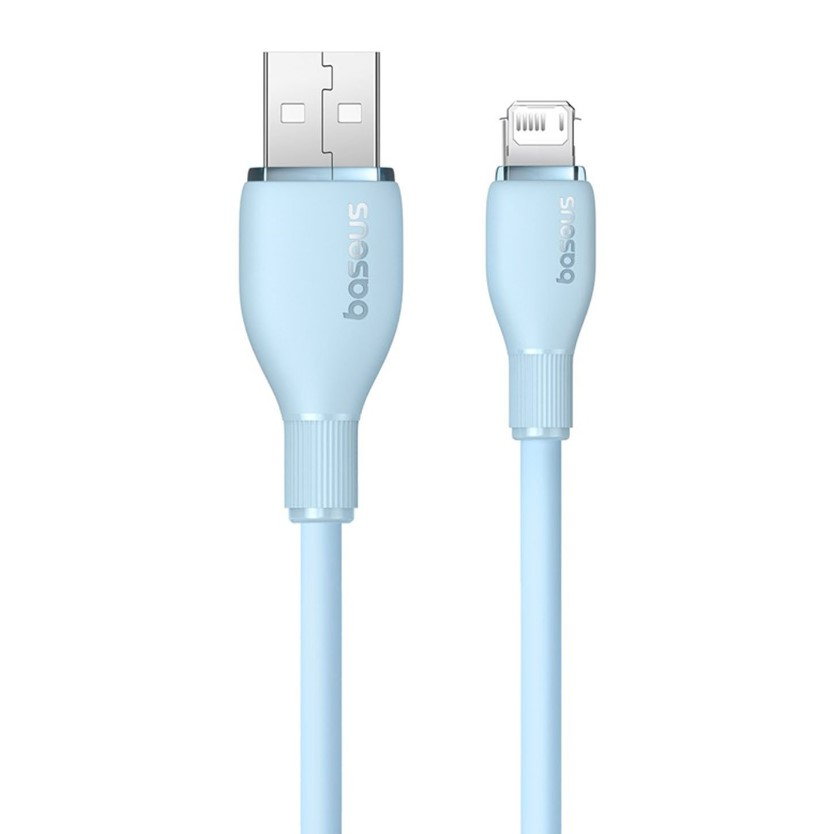 Açık mavi Baseus USB - Lightning kablosu, USB ve Lightning konektörleri ile beyaz zemin üzerinde izole edilmiş.