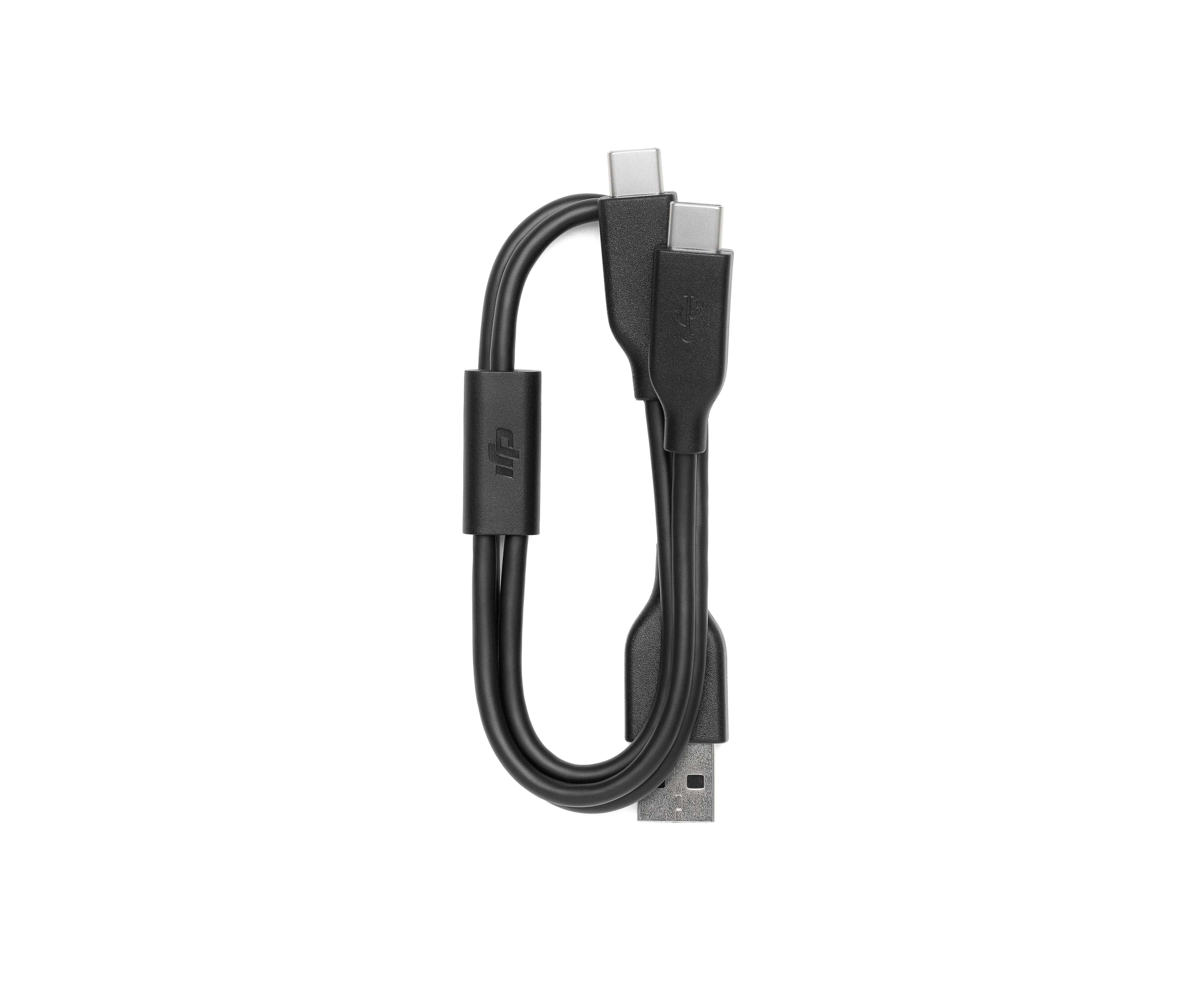 Ein schwarzes USB-C-zu-USB-C-Kabel und ein USB-C-zu-USB-A-Kabel auf weißem Hintergrund.