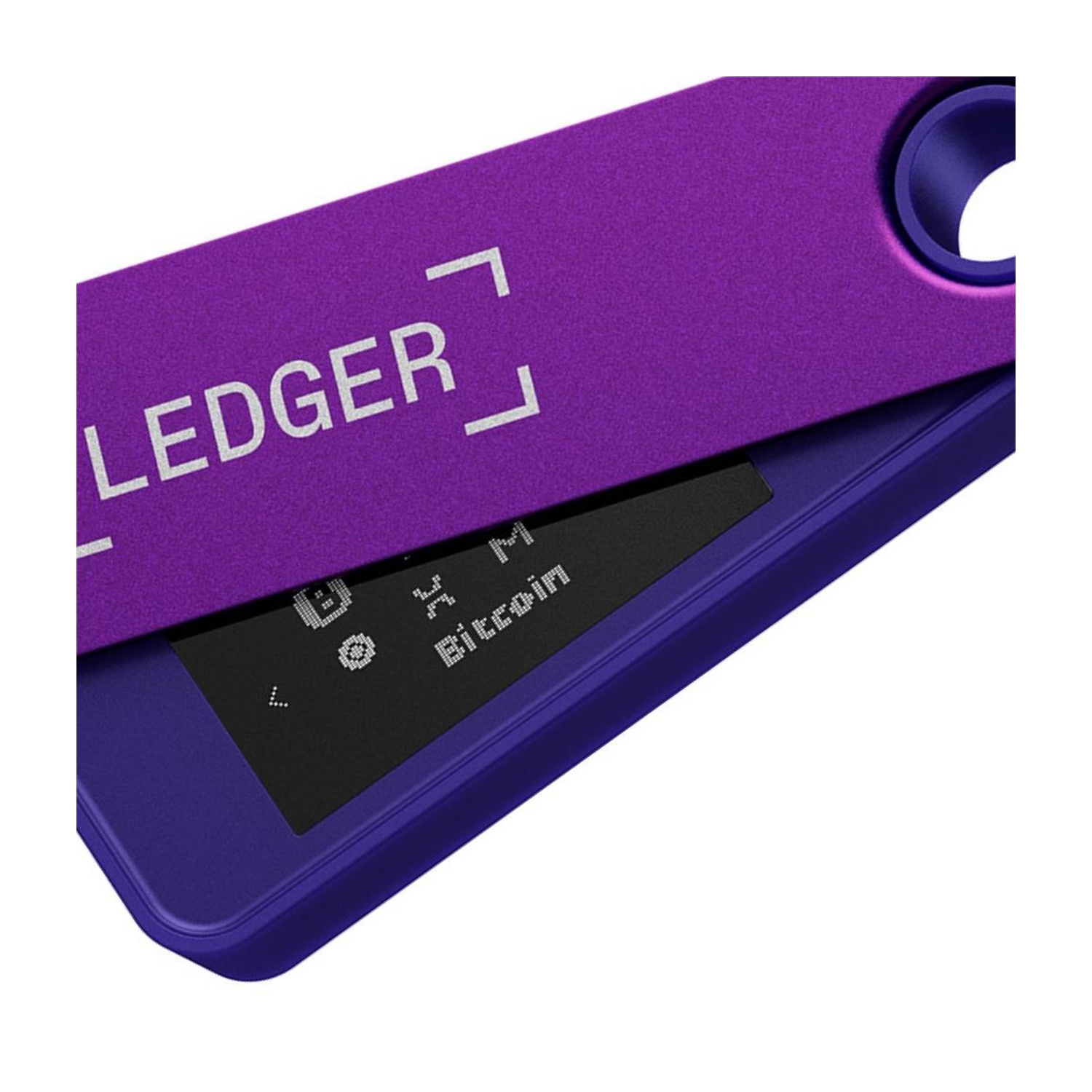 Portafoglio hardware Ledger viola, che mostra lo schermo, con sfondo bianco.