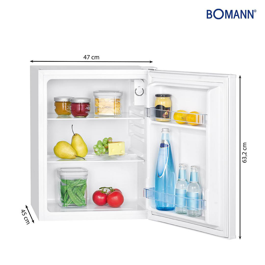 Ein weißer Kühlschrank mit offener Tür. Im Inneren Gläser mit Lebensmitteln, Obst, Gemüse und Flaschen. Maße sind neben dem Kühlschrank angegeben.
