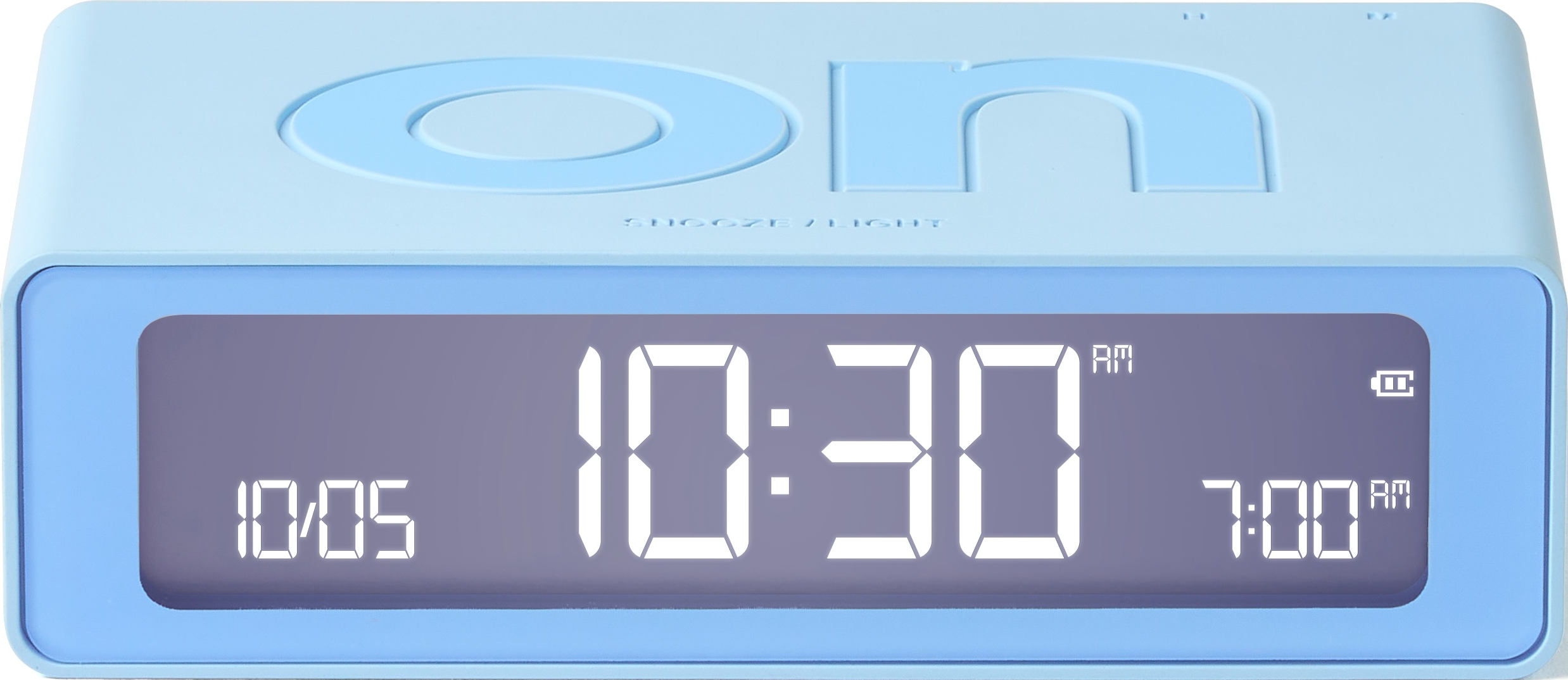 Sveglia blu con display digitale che mostra 10:30 AM e un'impostazione per 7:00 AM.