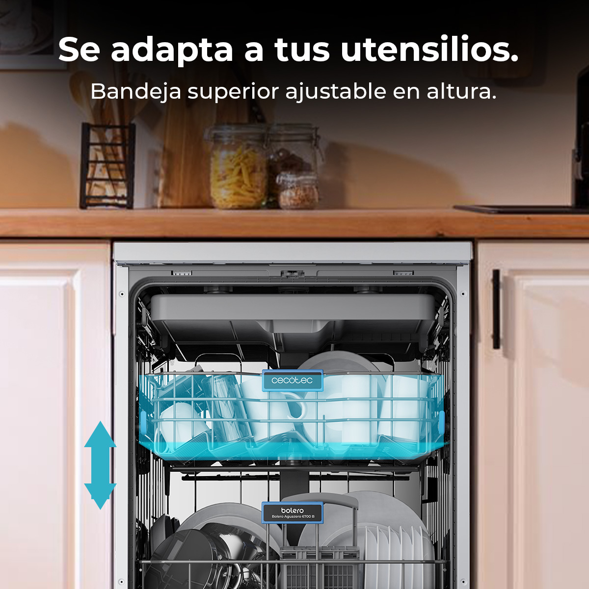 Un lavavajillas con flechas azules indicando la bandeja superior ajustable.