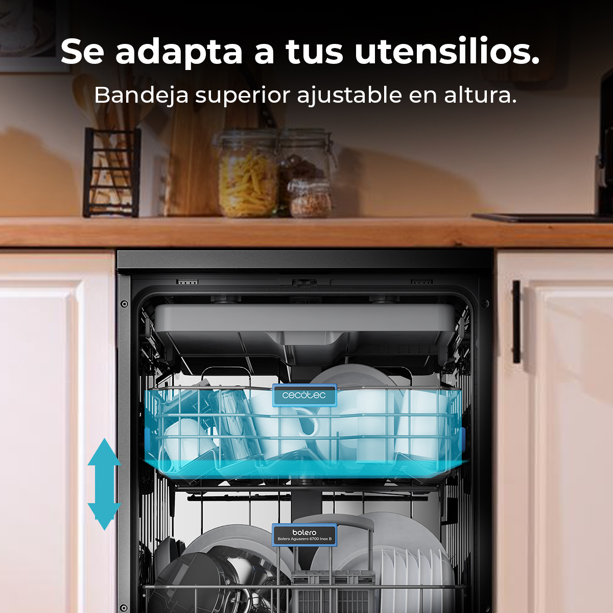 Lavavajillas con bandeja superior ajustable, mostrando platos y vasos.