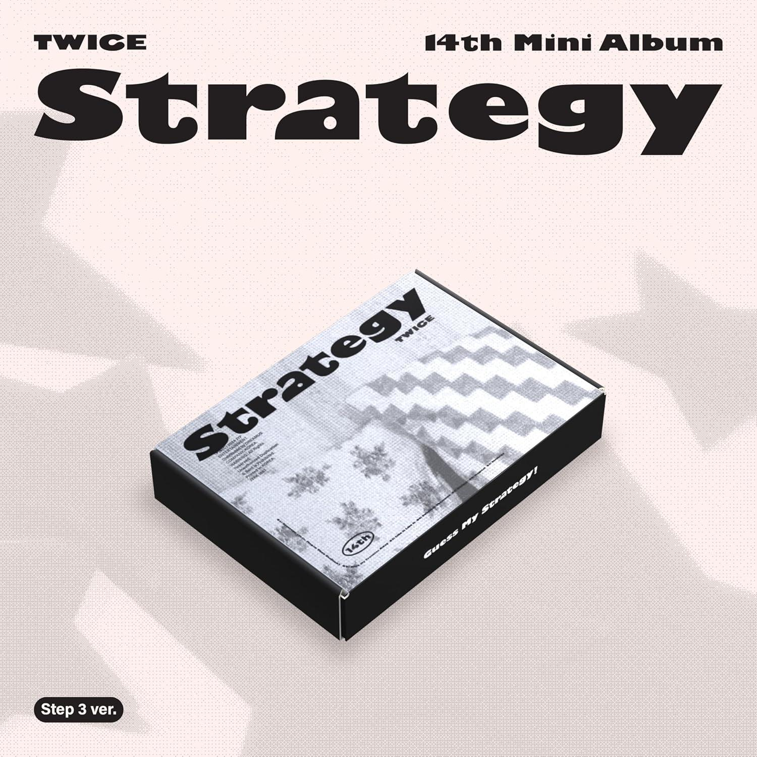Albumcover. Album: Strategy von Twice. Weiße Box mit Text und Logo. Hintergrund hellrosa.