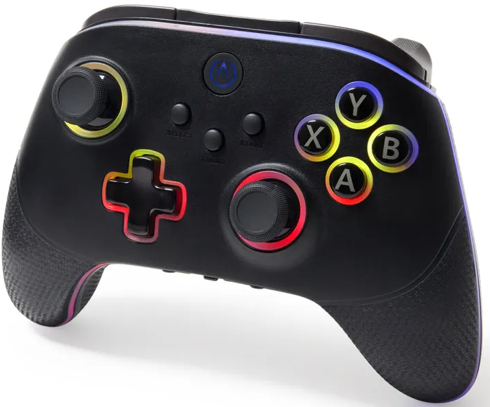 Ein schwarzer Gaming-Controller mit farbigen Knöpfen, einem Steuerkreuz und zwei Analogsticks.