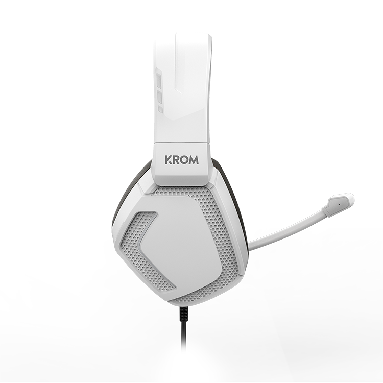 Un buzo con un reloj inteligente con texto sobre resistencia al agua.