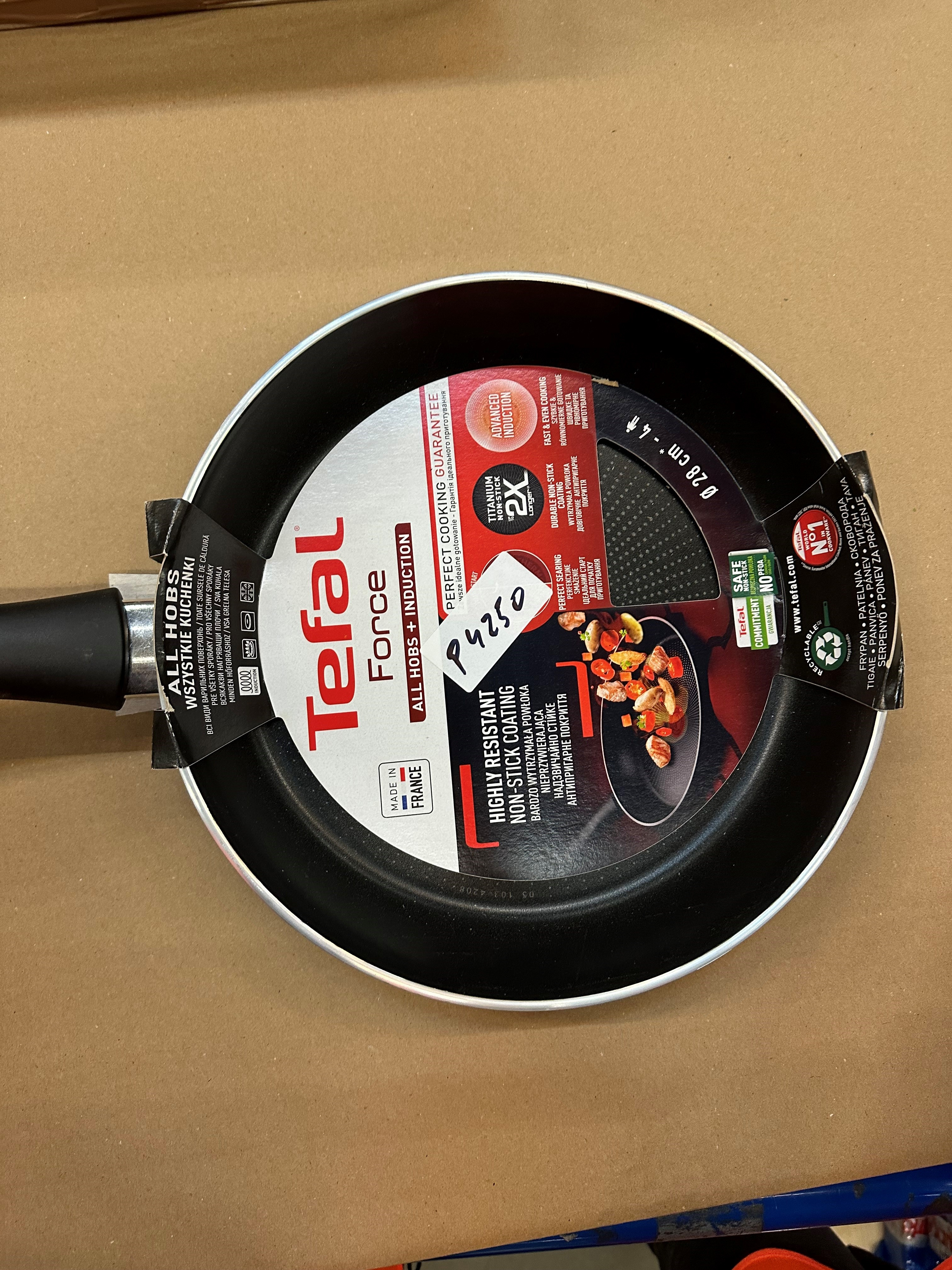 OUTLET - Patelnia TEFAL Force C3110653 28cm