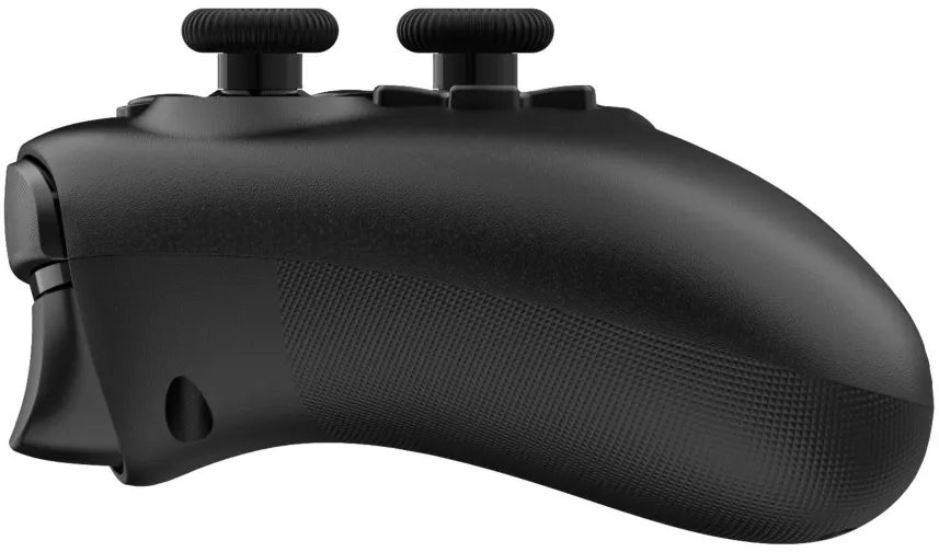 Un controller di gioco nero con due joystick e impugnatura strutturata.