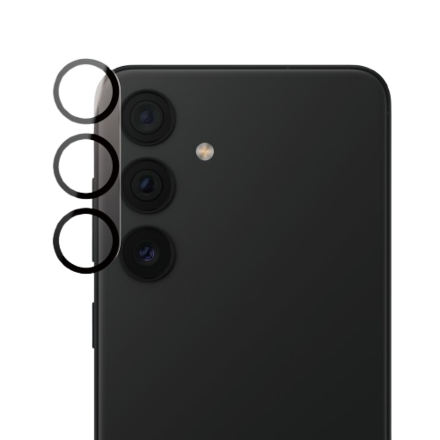 Zwarte smartphone achterkant, drie cameralenzen. Zwarte achtergrond.