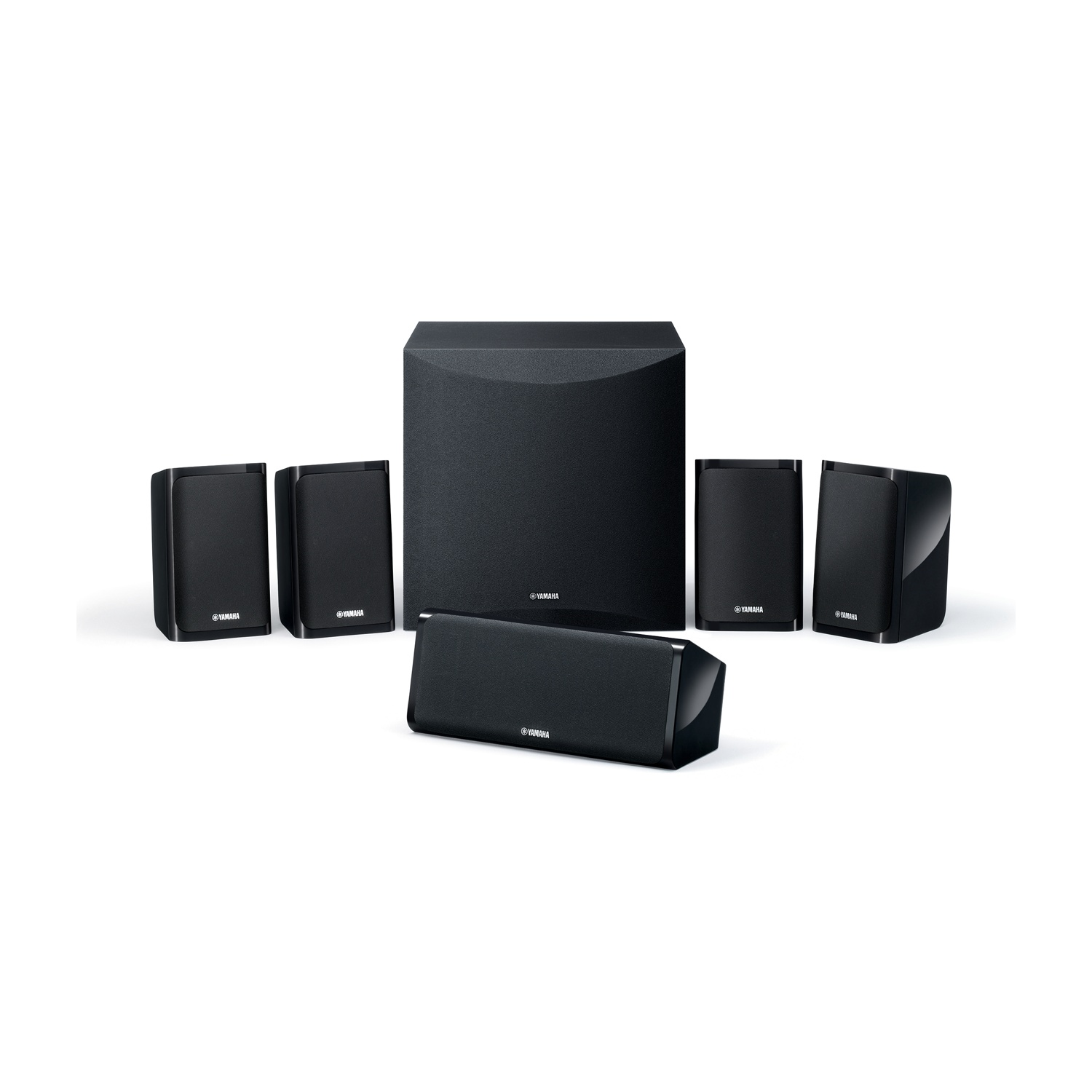 Un set di altoparlanti Yamaha neri. Sono visibili un subwoofer e cinque altoparlanti satellitari.