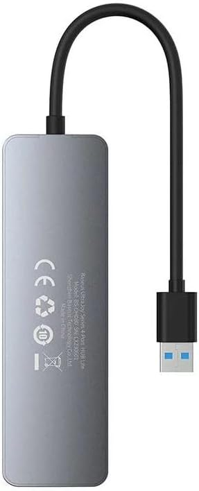 Siyah kablolu ve USB portlu gümüş USB-C hub.