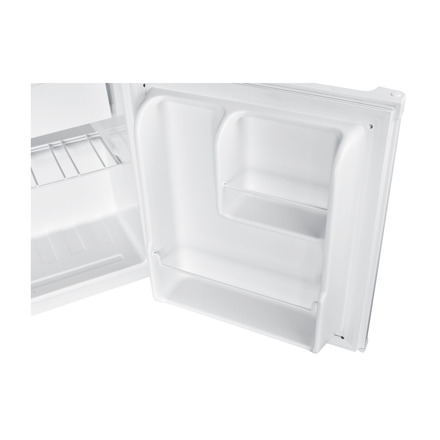 Interno vuoto di un frigorifero bianco con ripiani e un piccolo scomparto porta.