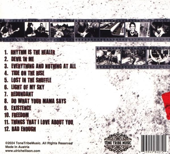 CD-Cover mit Titelliste, Fotos und Copyright-Informationen.
