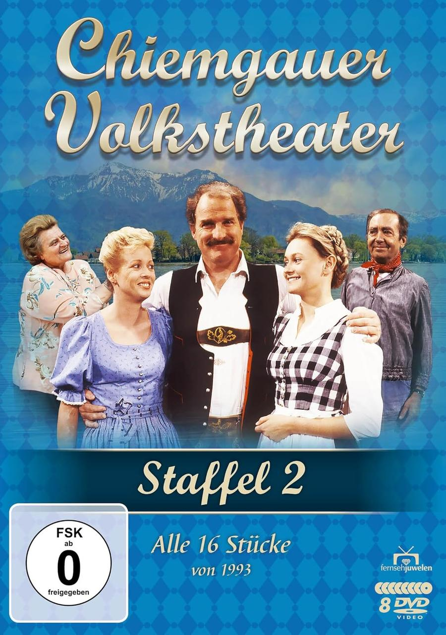 DVD-Cover von Chiemgauer Volkstheater. Personengruppe. Berg und blauer Himmel im Hintergrund.