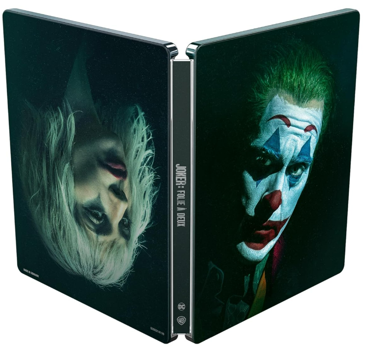 Joker-Film-Steelbook. Eine Seite zeigt eine Frau, die andere den Joker mit Make-up.