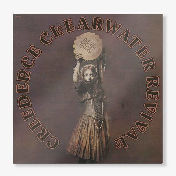 Albumhoes met een meisje dat een tamboerijn vasthoudt, omringd door tekst: Creedence Clearwater Revival.