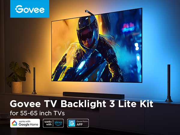 Ein Fernseher zeigt eine Motorrad-Spielszene mit Govee-Hintergrundbeleuchtung. Der Fernseher befindet sich über einem Schrank mit Lichtleisten.