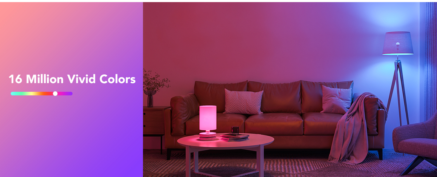 Wohnzimmer mit Sofa, Tisch und Lampe. Der Raum wird von einem Farbverlauf beleuchtet.