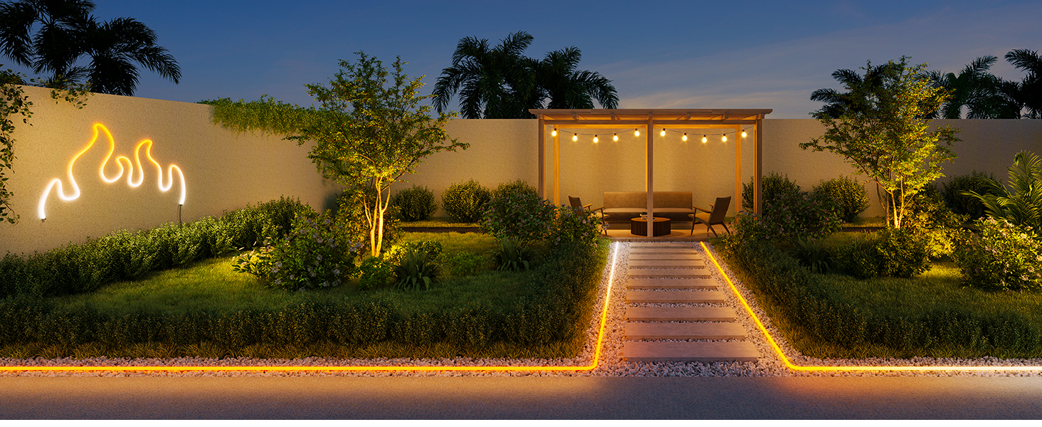 Garten bei Nacht mit beleuchtetem Weg, Pergola und flammförmigem Neonzeichen.