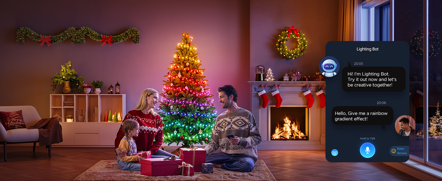 Eine Familie steht um einen Weihnachtsbaum mit bunten Lichtern. Ein Chatbot wird auf einem Telefonbildschirm angezeigt.