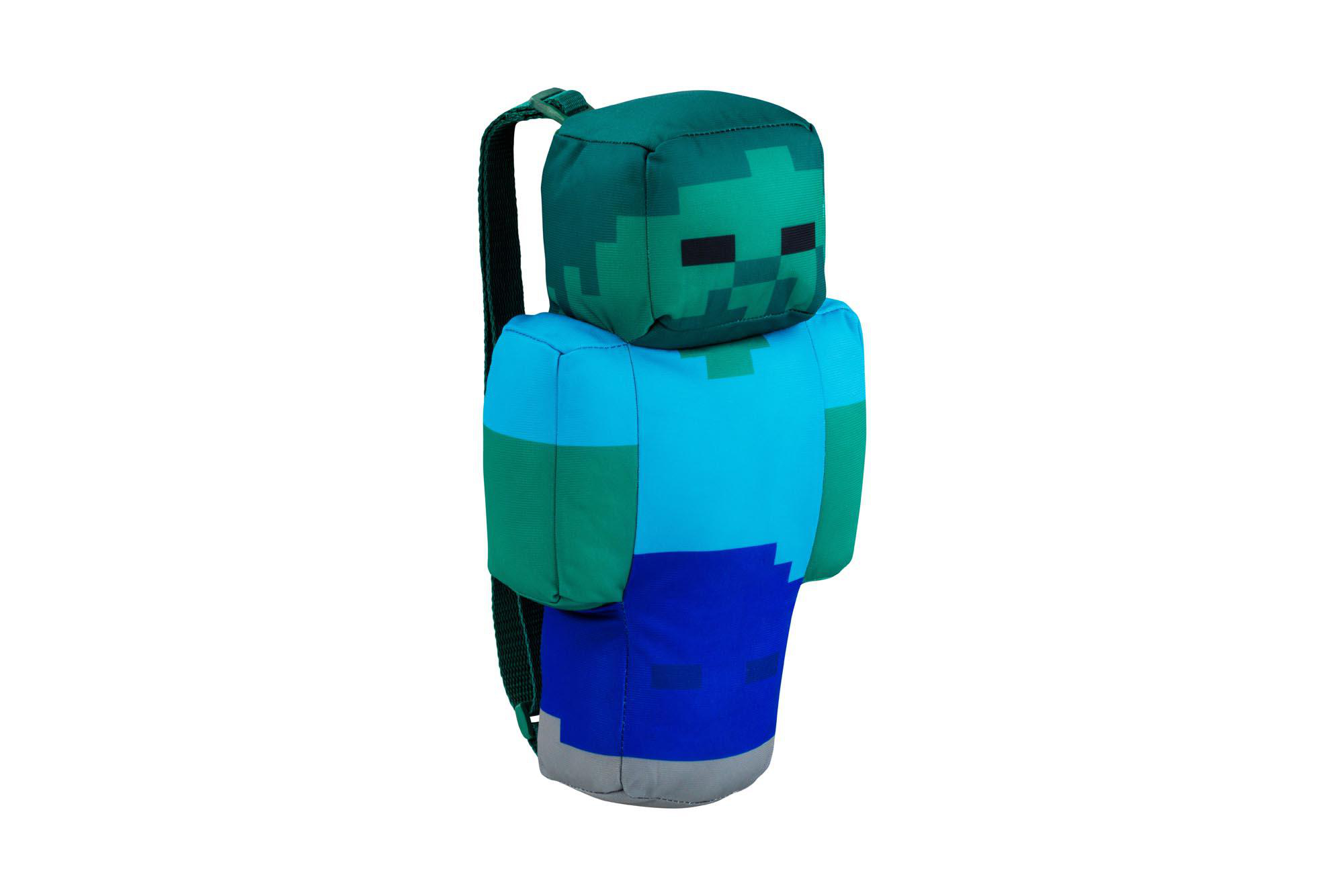 Ein Minecraft Zombie-Rucksack steht aufrecht auf weißem Hintergrund.