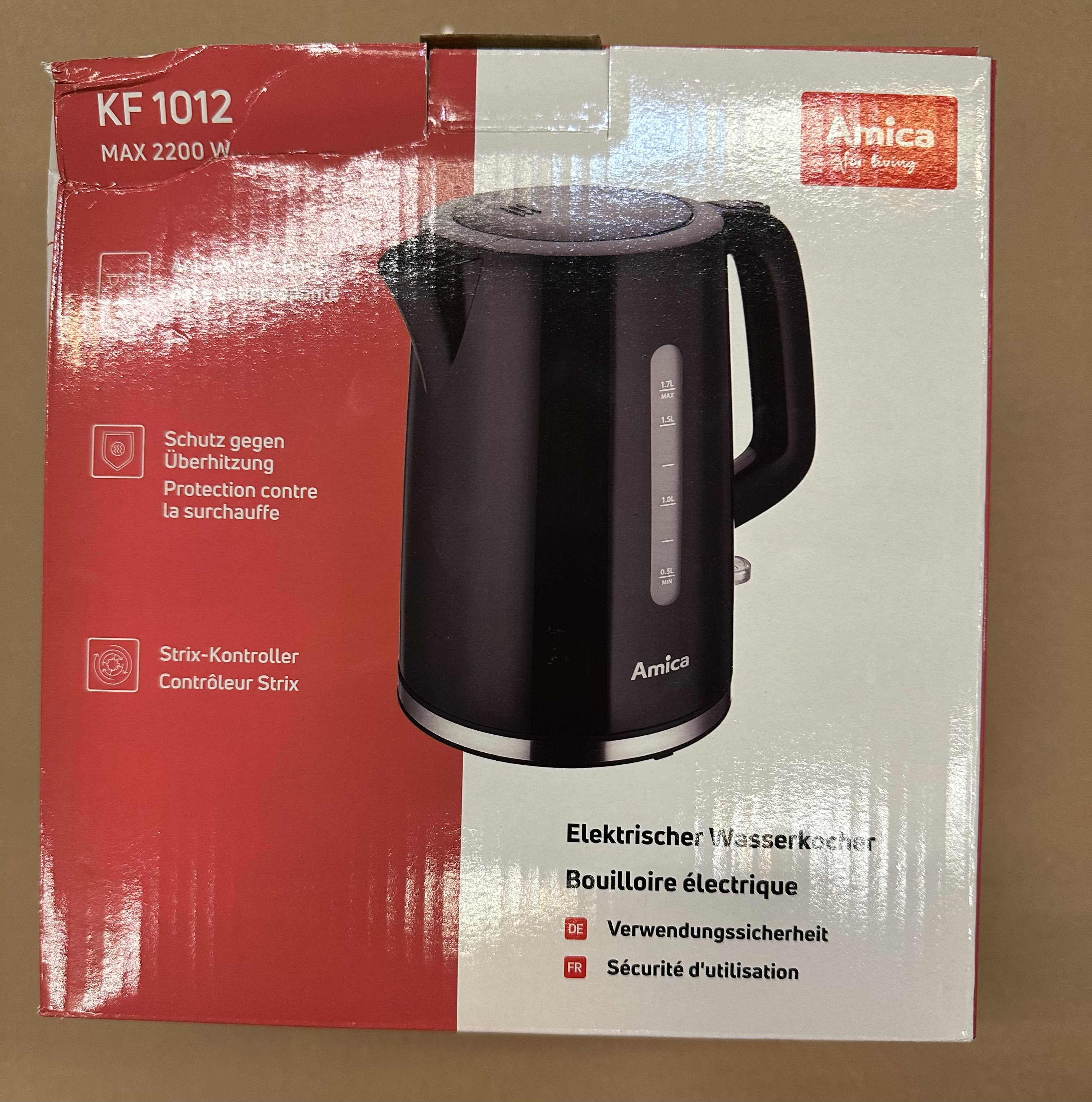 OUTLET - Czajnik AMICA KF 1012