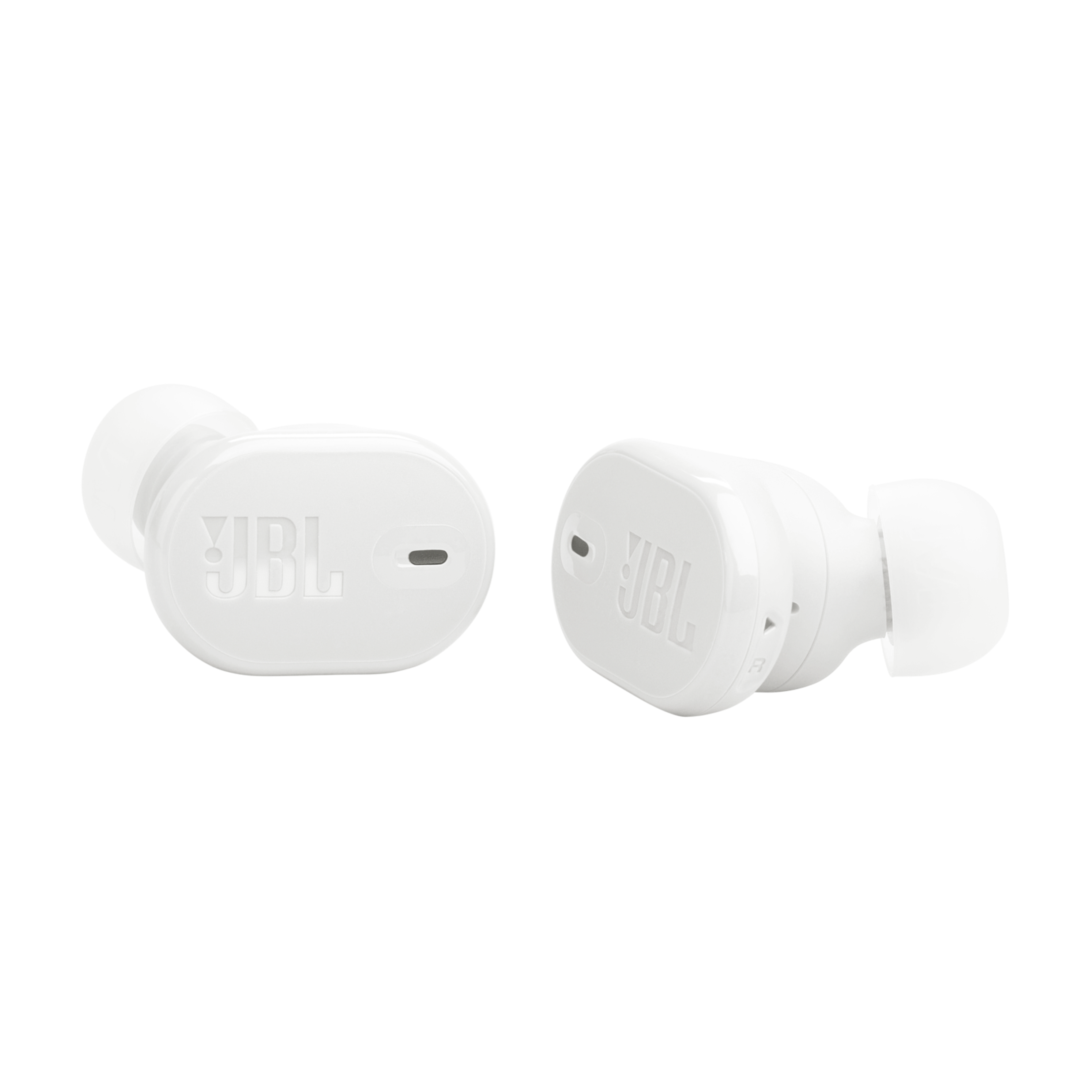 Beyaz bir arka plan üzerinde beyaz JBL kulaklıklar.