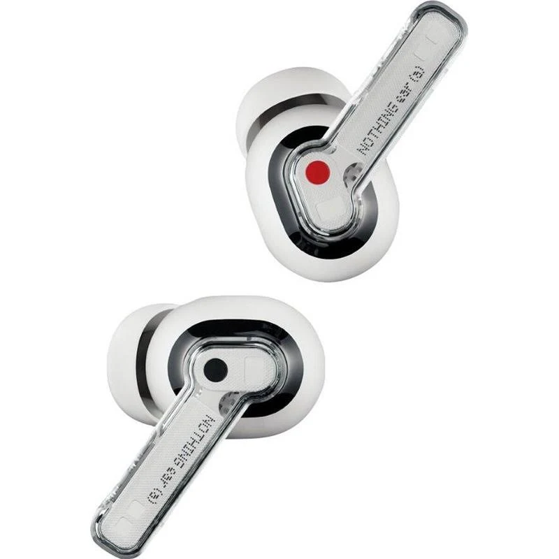 Dos auriculares blancos Nothing Ear (1). Cada uno tiene un tallo transparente, un punto rojo y negro. Aislados sobre fondo blanco.