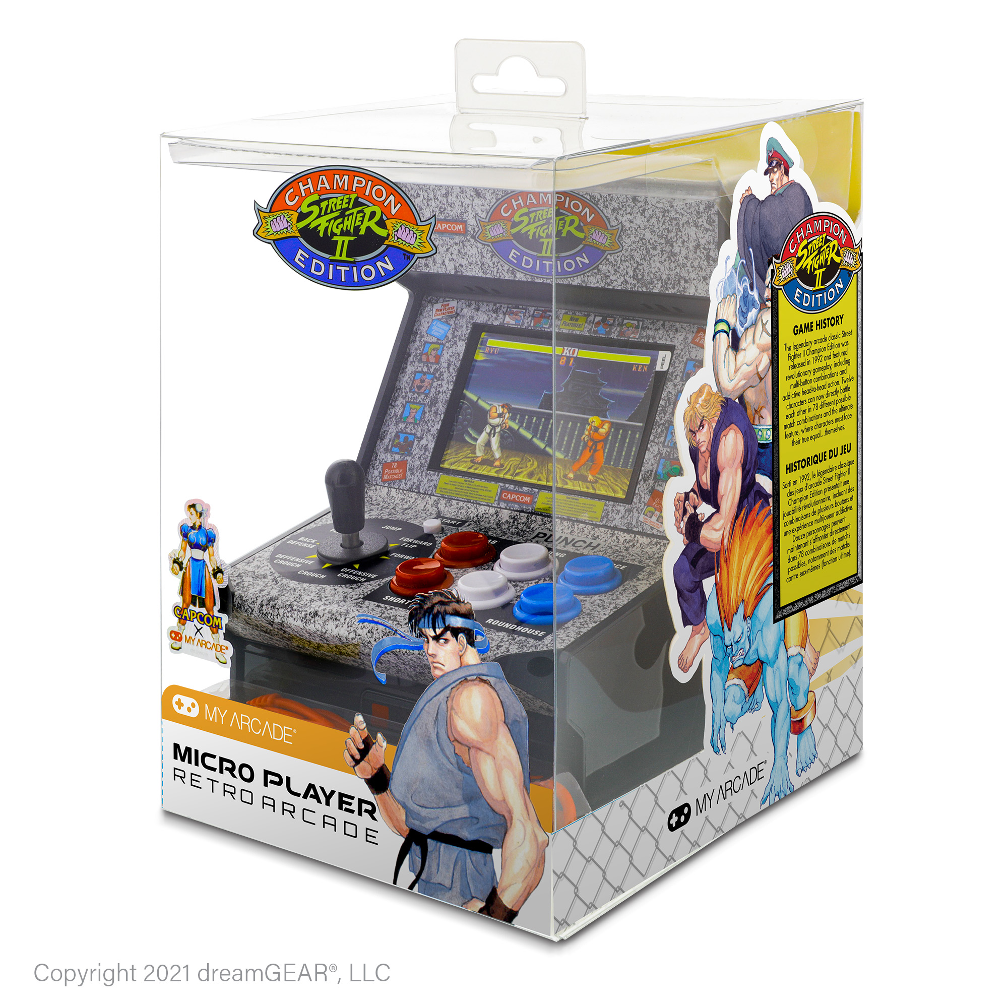 Ambalajdaki mini atari oyun konsolu. Kutudaki oyun karakterleri. Şeffaf plastik ambalaj.