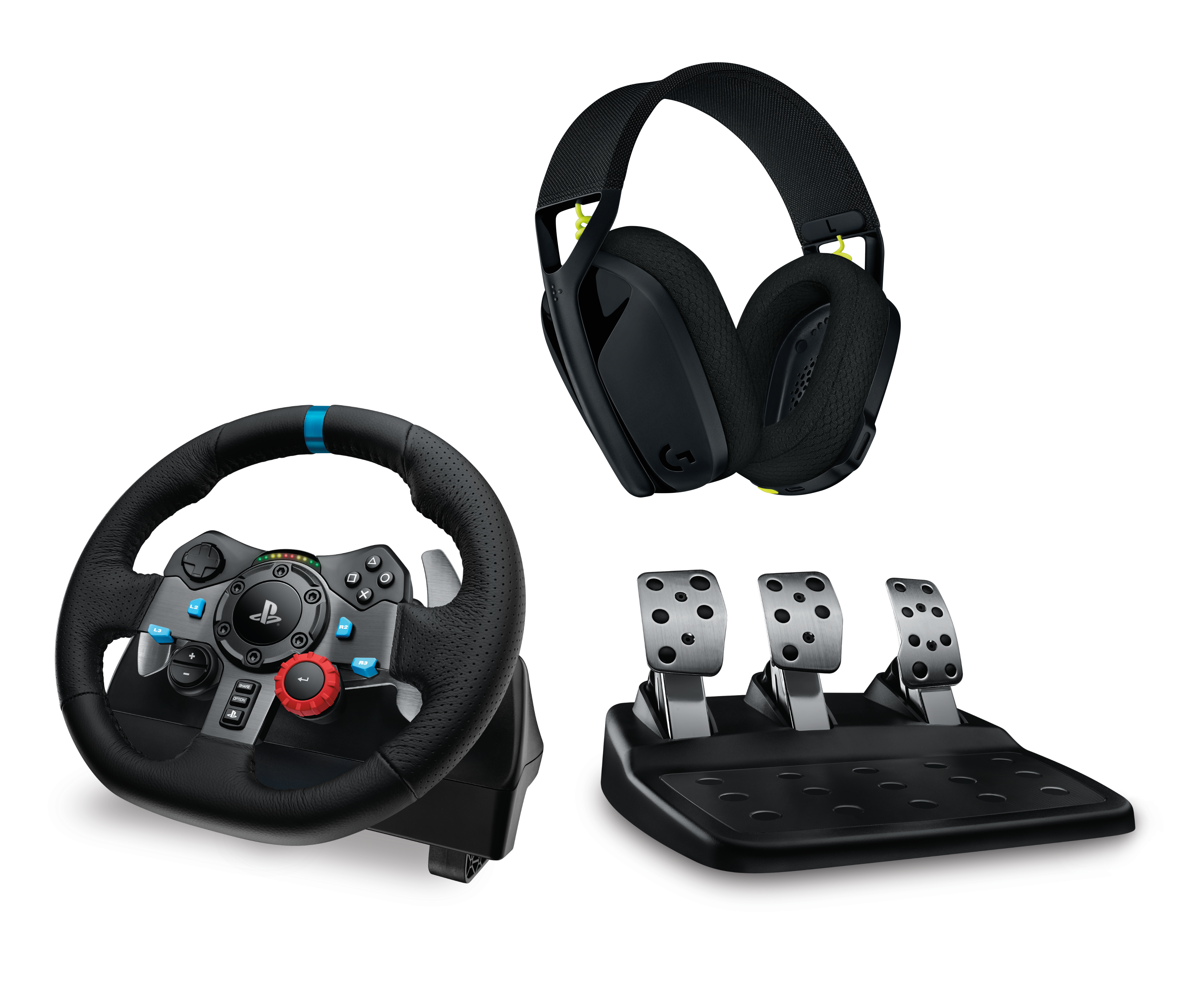 Volante, pedales y auriculares para juegos sobre fondo blanco.