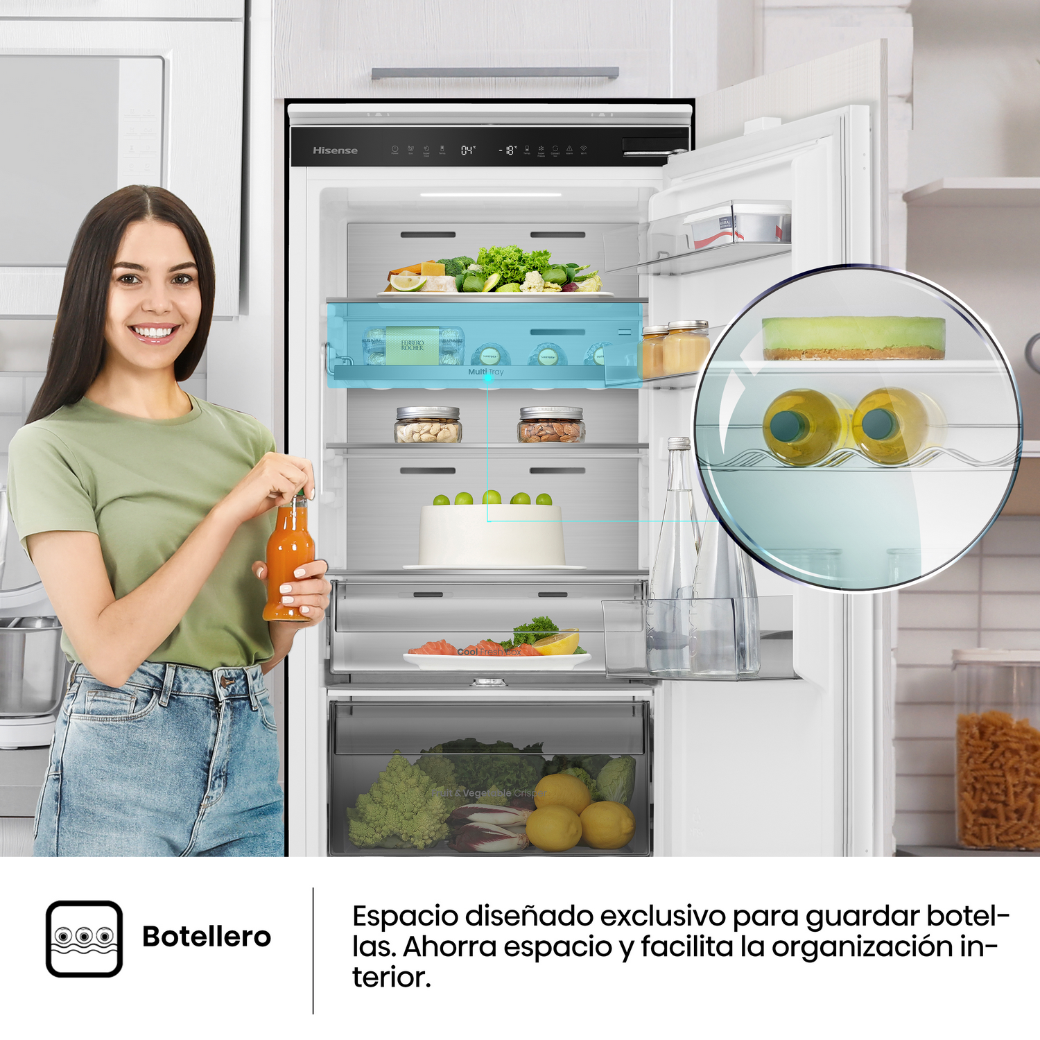 Mujer sosteniendo botella, refrigerador con puerta abierta. Muestra el botellero. El texto dice ahorro de espacio para botellas.