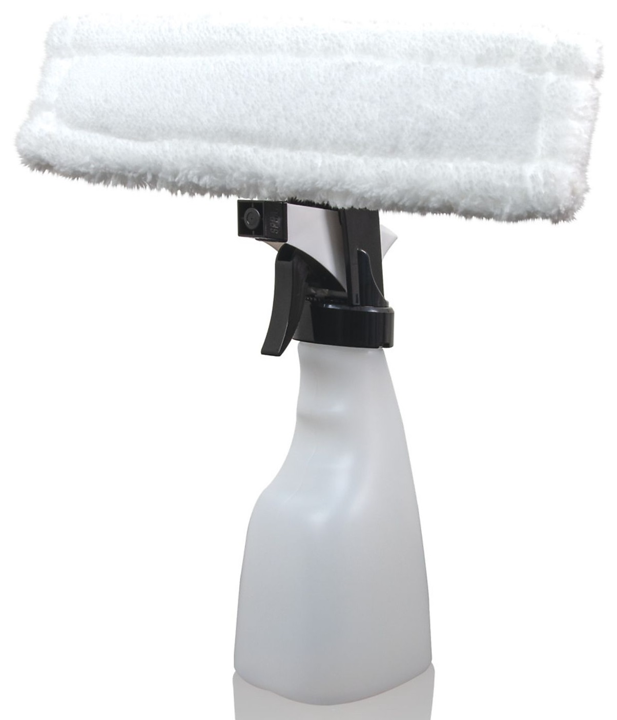 Biała butelka z rozpylaczem z czarnym spustem i przymocowaną białą podkładką do czyszczenia z mikrofibry.