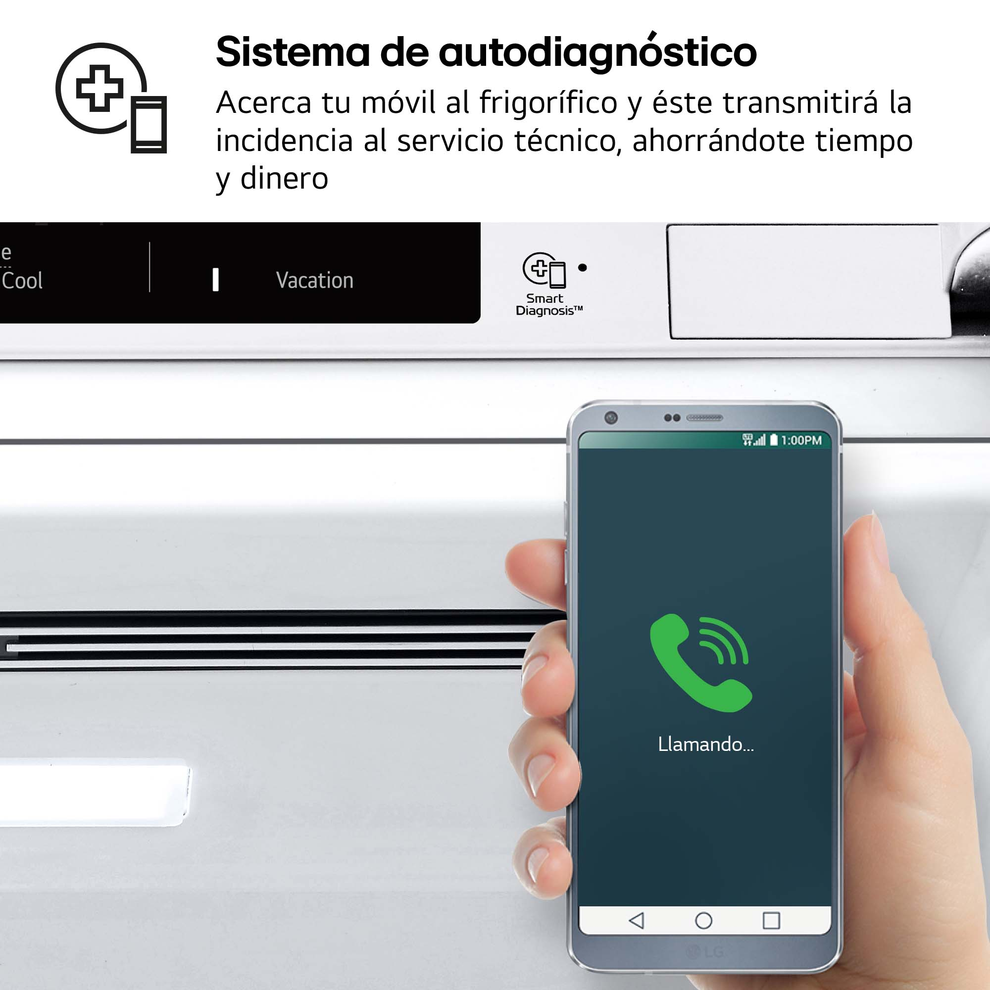 Un teléfono muestra una pantalla de llamada con un panel de nevera al fondo.