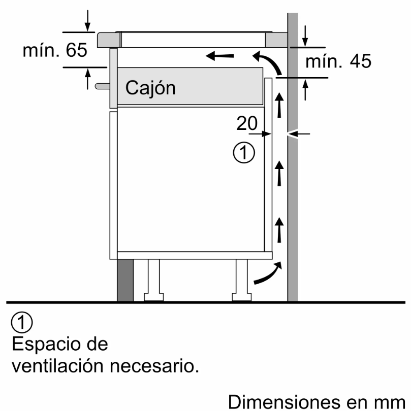 Un lavavajillas con la puerta abierta en una cocina moderna.