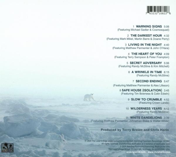 CD-Cover mit Text. Vordergrund: Liste der Songs. Hintergrund: Eis, Eisbär und Himmel.