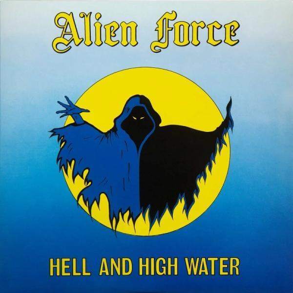 Albumcover mit blauem Hintergrund, gelbem Mond und einer Kapuzenfigur.