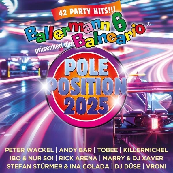 CD-Cover: Autos fahren auf einer Rennstrecke. Titel "Pole Position 2025". Viele Künstlernamen.