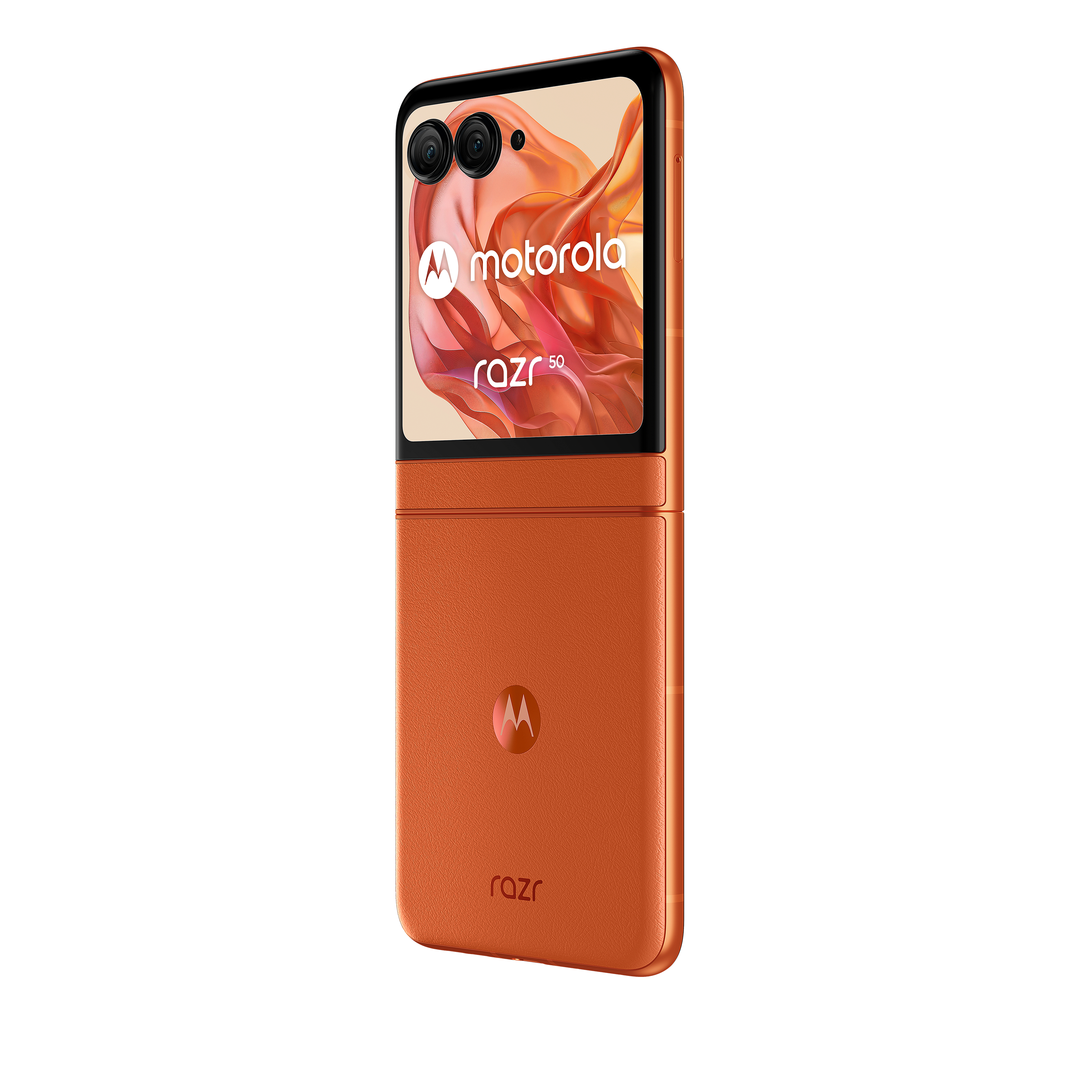 Ein oranges Motorola Razr 50 Telefon, geschlossen, zeigt seine Rückseite.