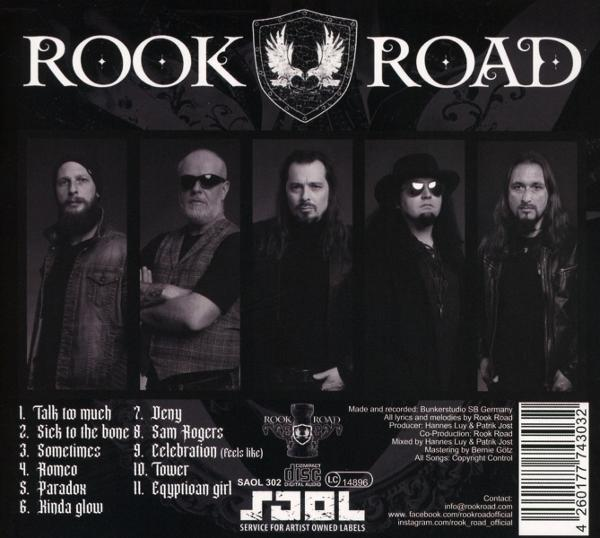Albumcover mit Bandfoto von Rook Road, Titelliste und Produktionsdetails.