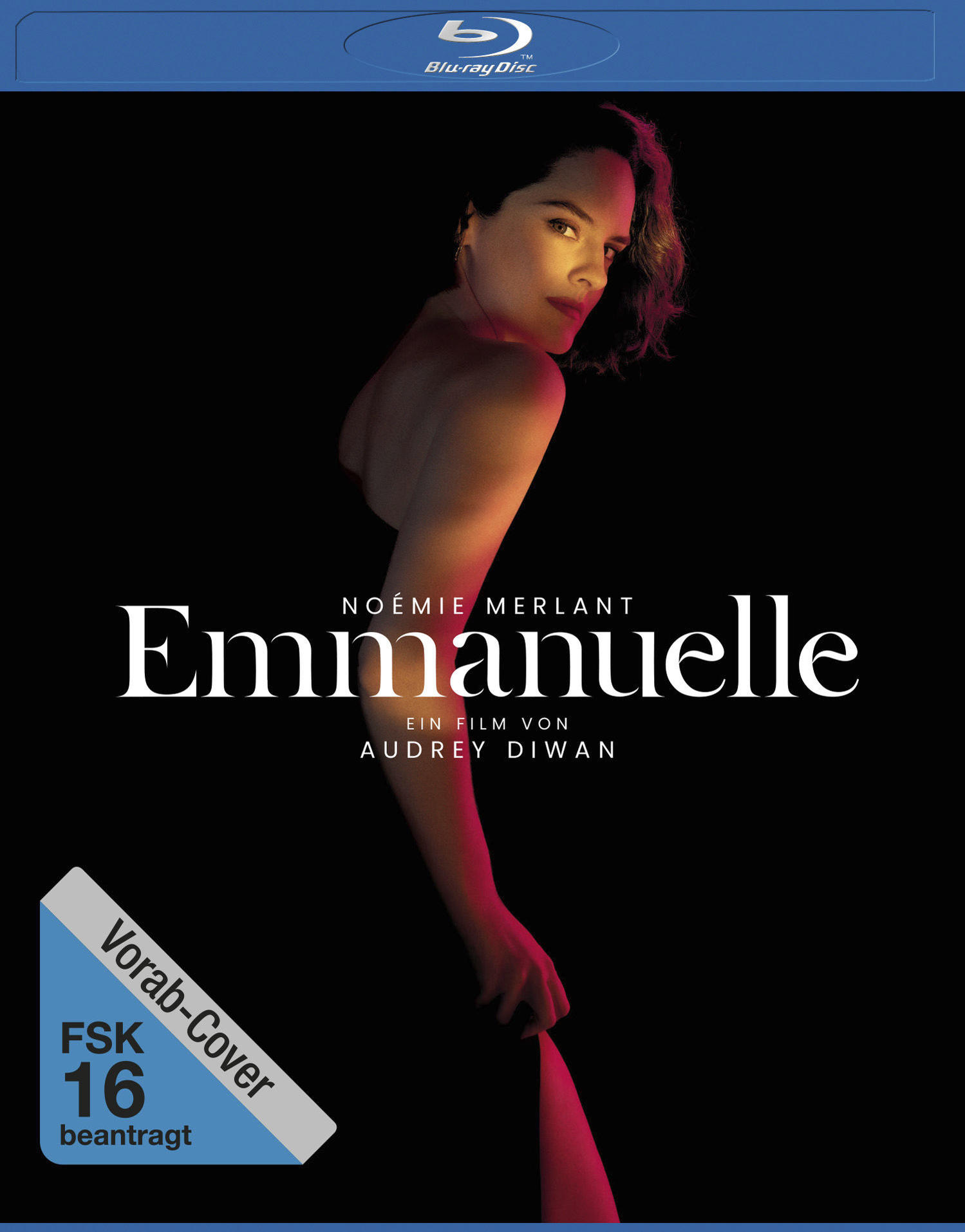 Blu-ray-Disc-Cover. Frau in rotem Kleid. Filmtitel Emmanuelle. Schwarzer Hintergrund.