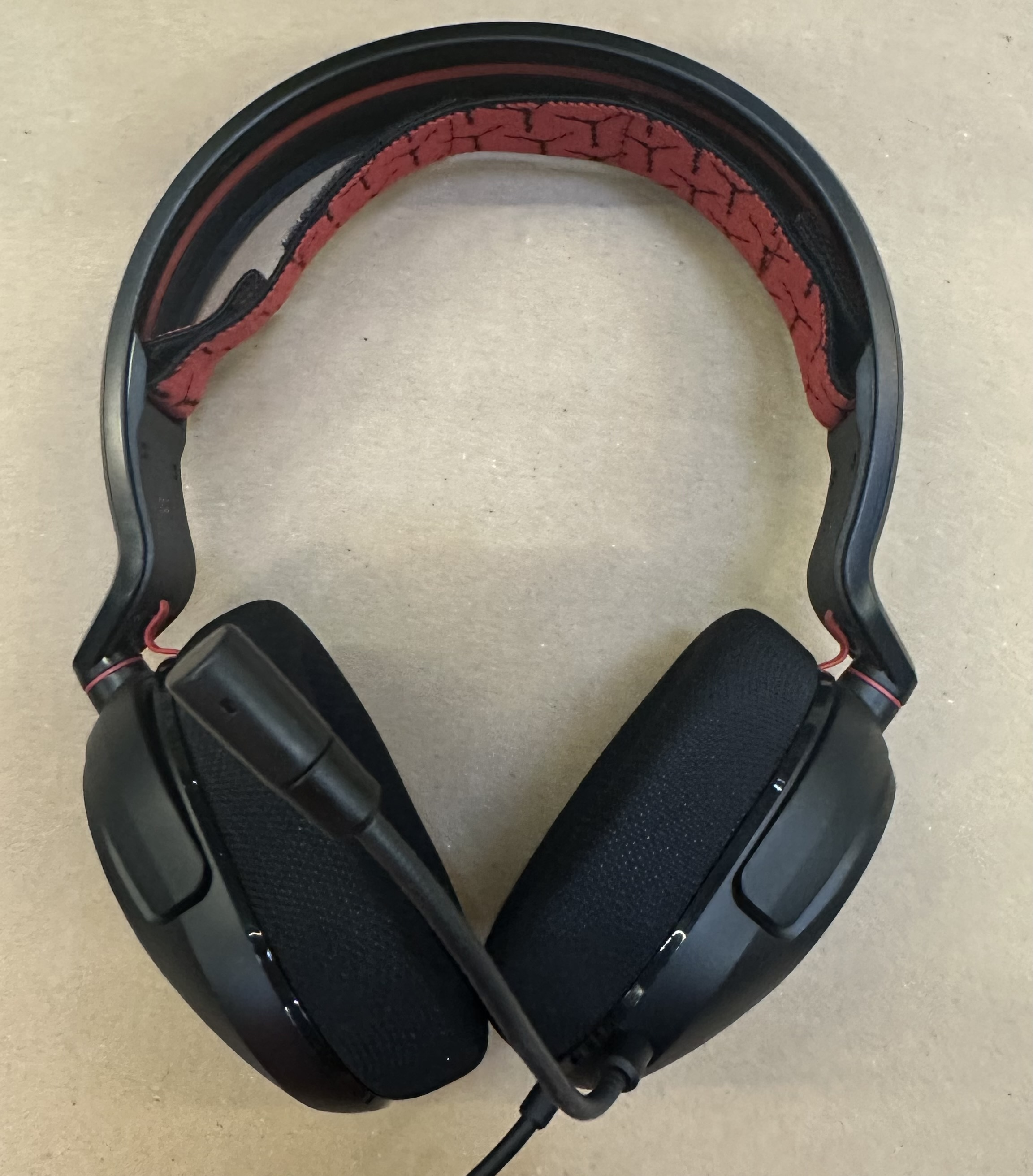 OUTLET - Słuchawki CORSAIR HS35 v2 Czerwony