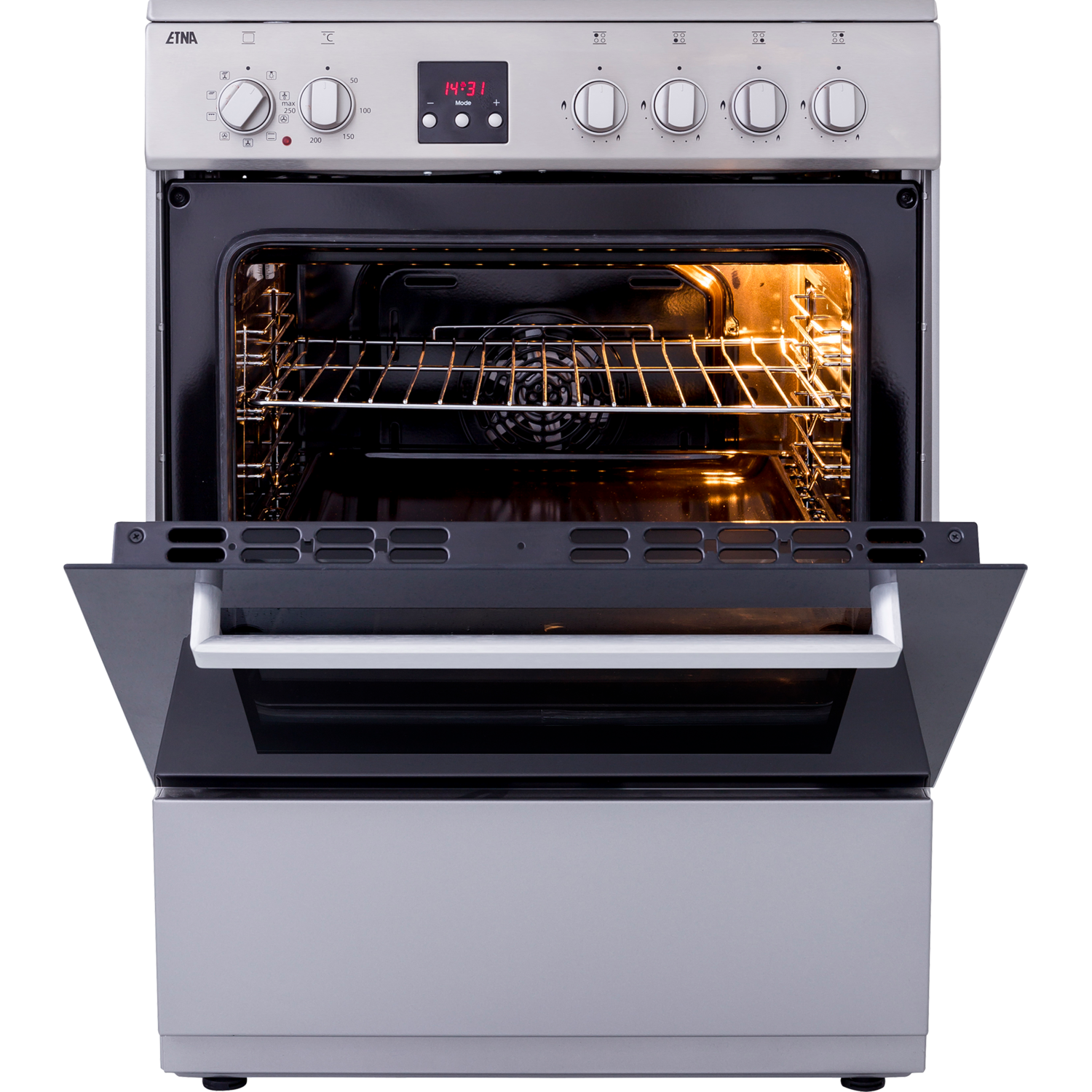 RVS oven, open deur, interieur zichtbaar. Ovenrooster aanwezig. Digitale klok toont tijd.