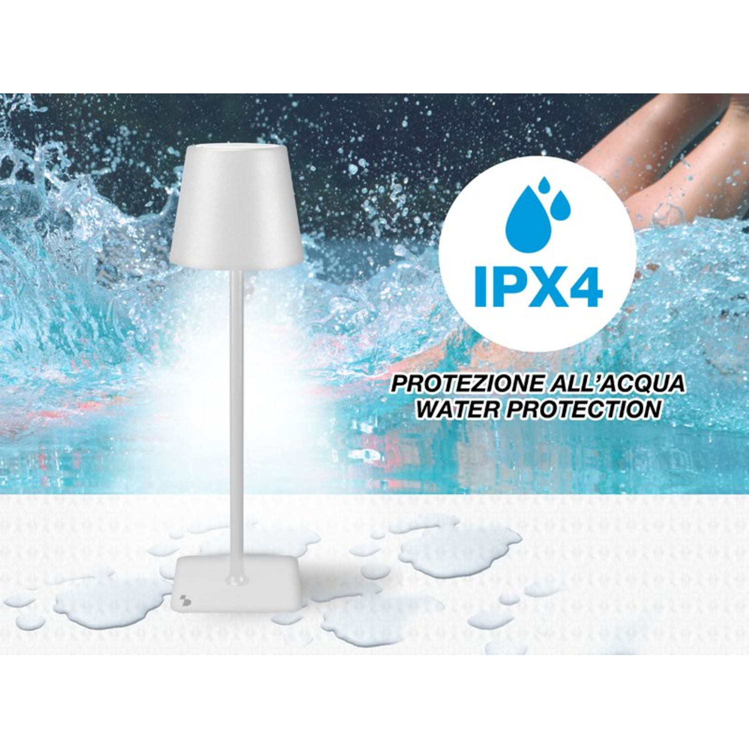 Witte tafellamp naast water met IPX4 waterbeschermingspictogram. Waterdruppels op het oppervlak.