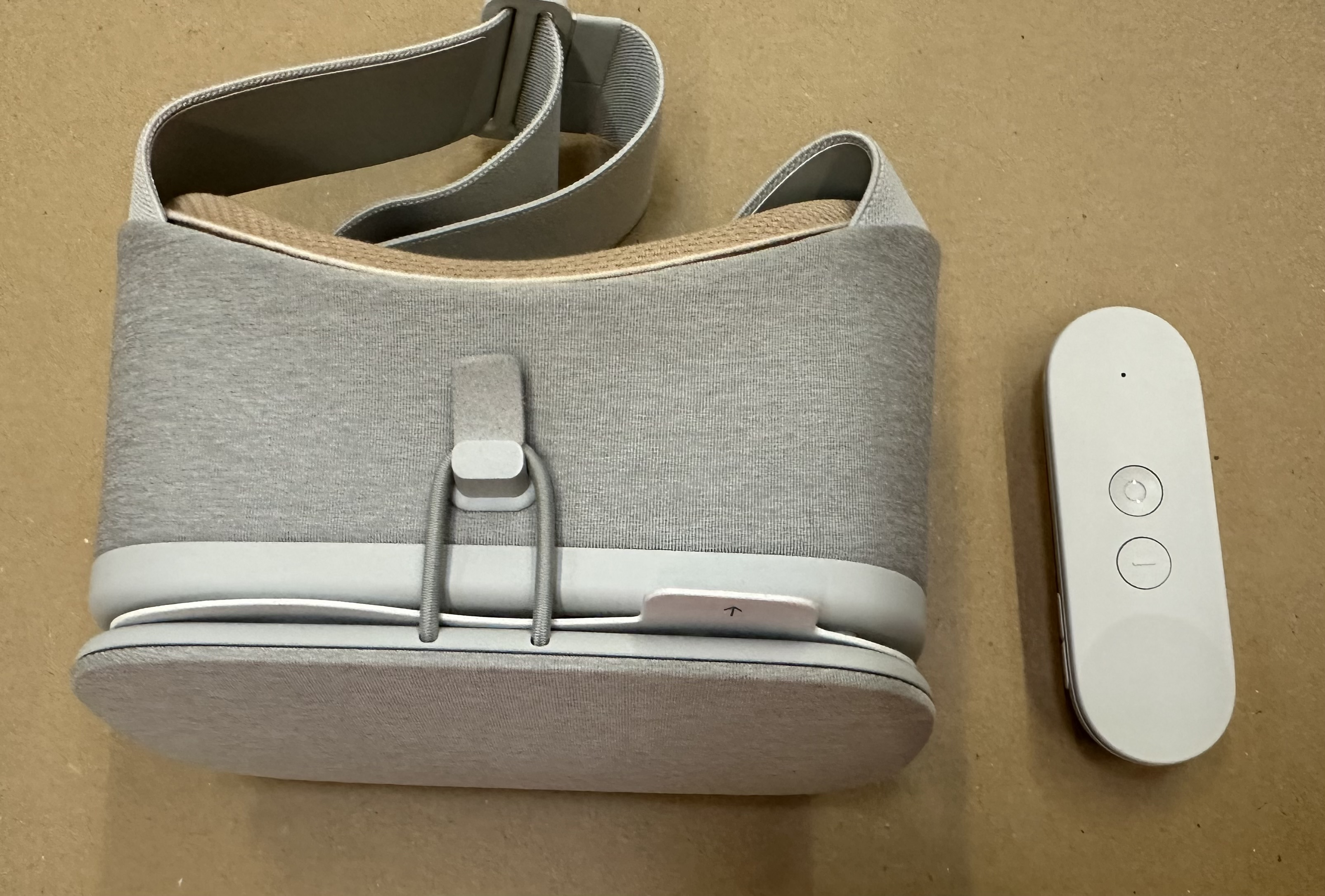 OUTLET - Gogle VR GOOGLE DayDream View Biały (Snow)